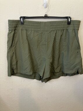 Old Navy Stretchtech Performance Quick-dry Shorts-olive green